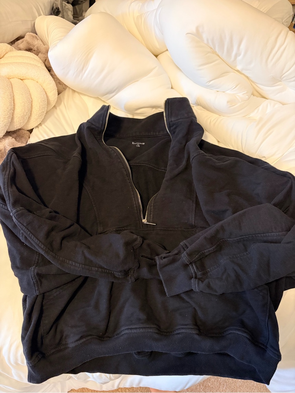 Booty By Brabants Black Half Zip Pull Over Sweatshirt barely used!